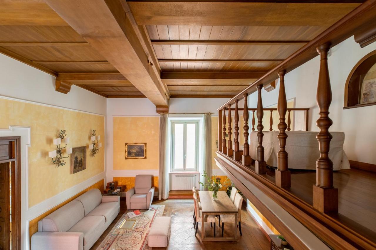Iflat Elegant And Luxury Apartment Near Pantheon Рим Екстер'єр фото