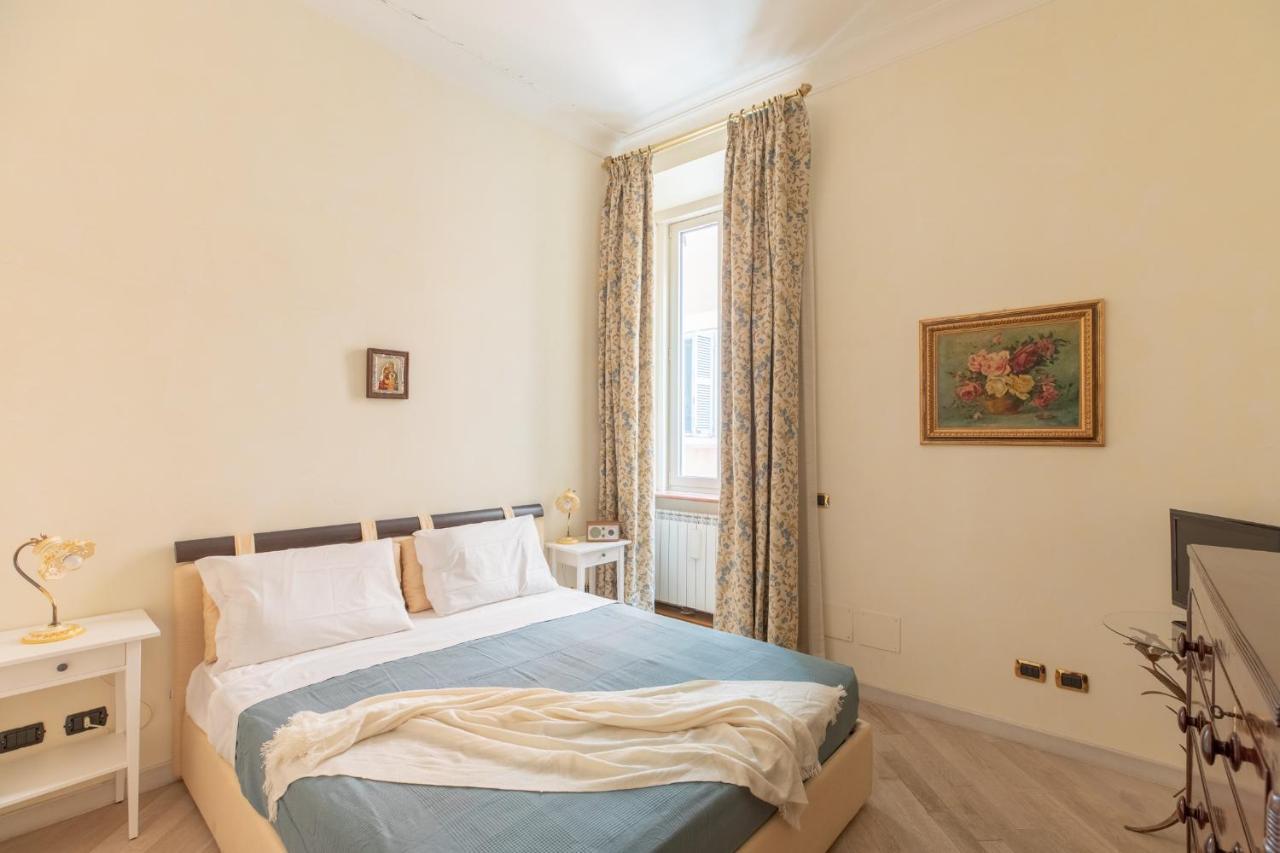 Iflat Elegant And Luxury Apartment Near Pantheon Рим Екстер'єр фото