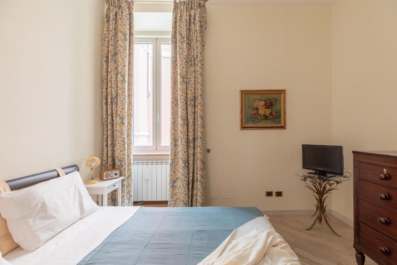 Iflat Elegant And Luxury Apartment Near Pantheon Рим Екстер'єр фото